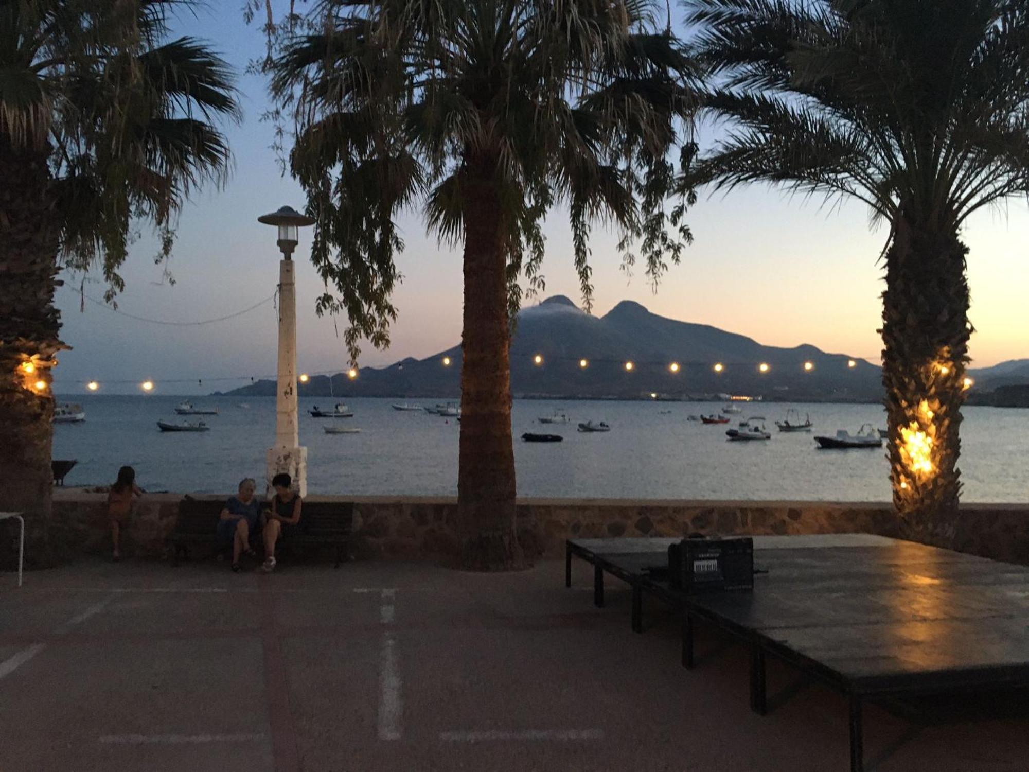 Isleta Apartamento Con Terraza, Vistas Y Wifi La Isleta del Moro Ngoại thất bức ảnh